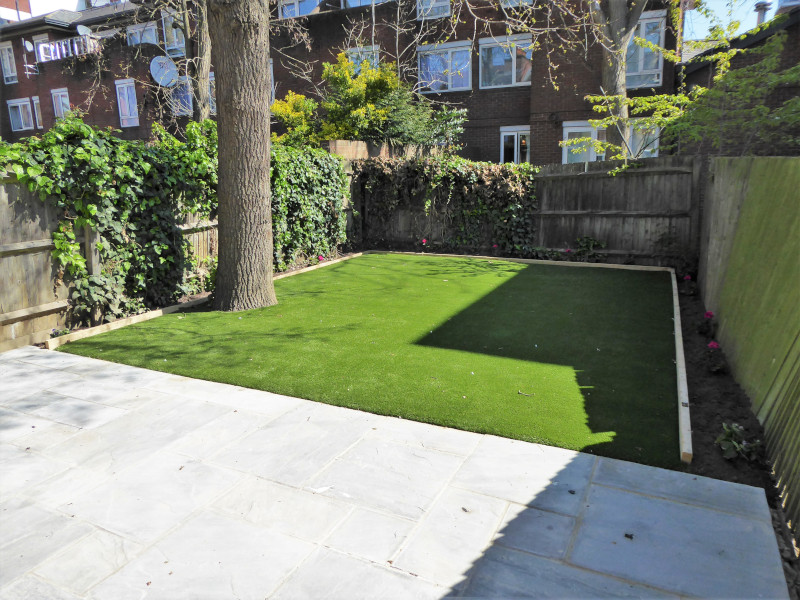 Single Room in Queens Park